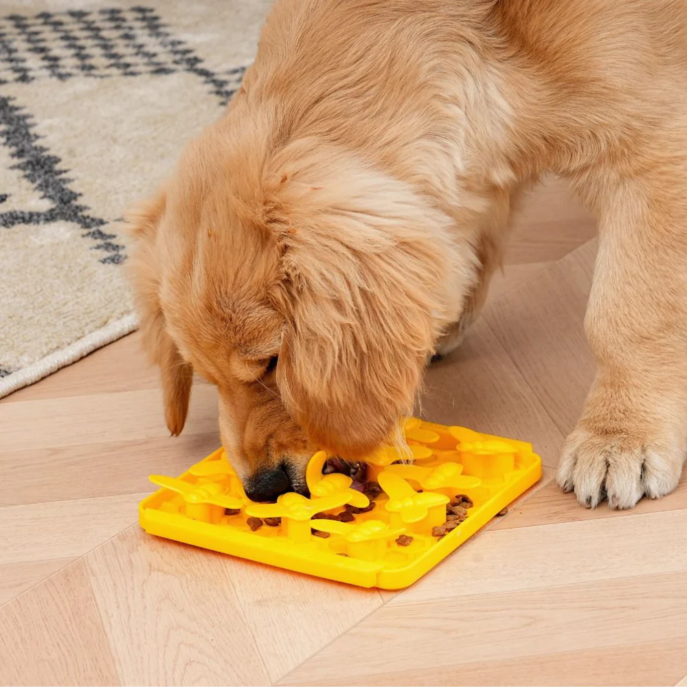 Tall Tails Busy Bee Foraging Mat