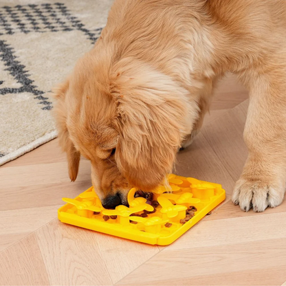 Tall Tails Busy Bee Foraging Mat